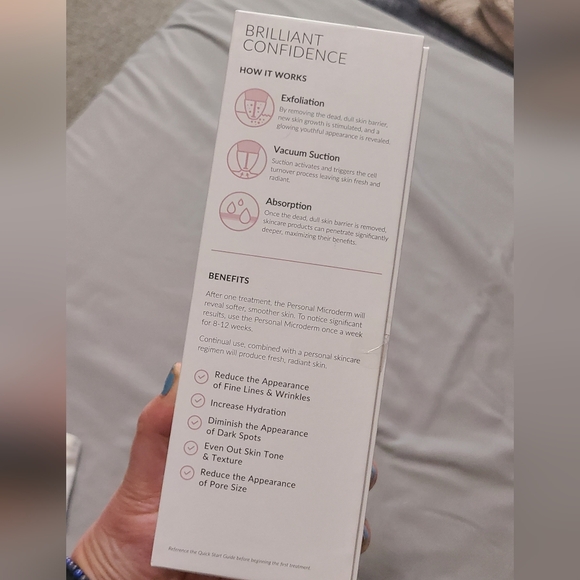 PMD Microderm Pro Device in Pink and White - Picture 3 of 6